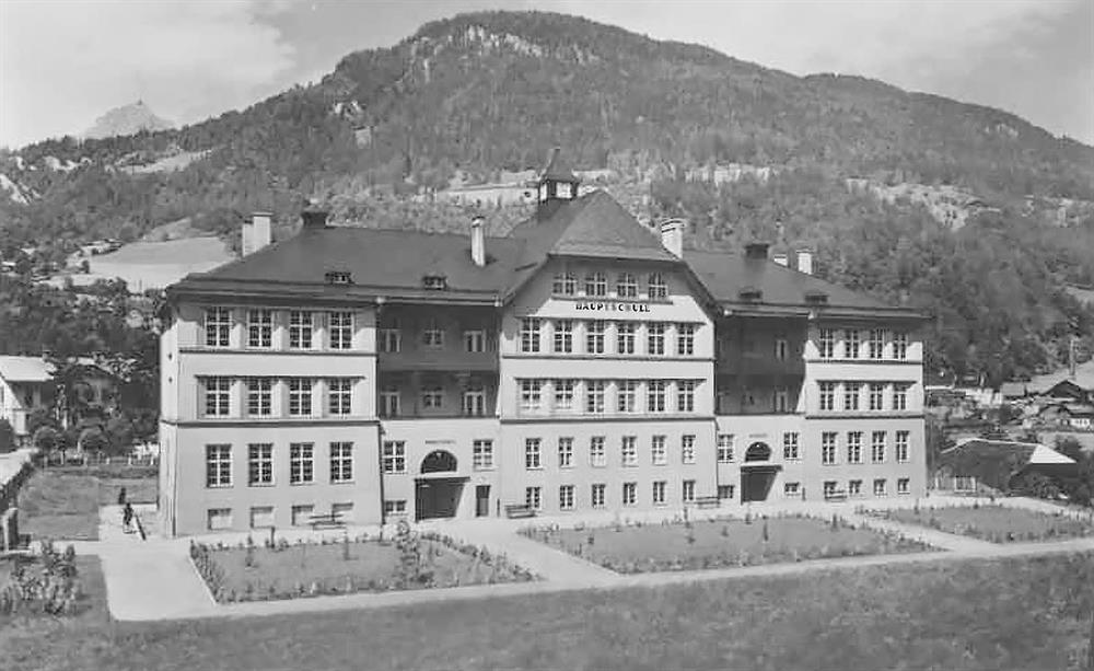 Hauptschule im Jahr 1929